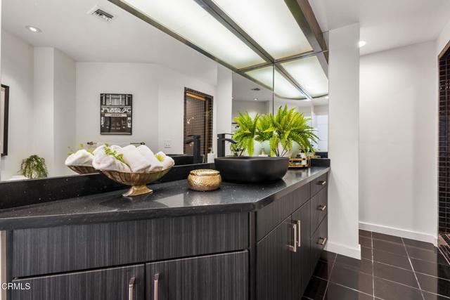 Detail Gallery Image 64 of 72 For 1265 Chateau Rd, Pasadena,  CA 91105 - 5 Beds | 5/2 Baths