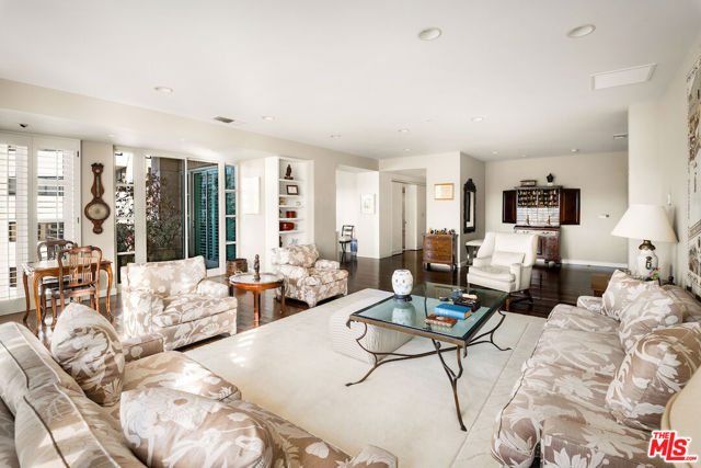 10580 Wilshire Boulevard, Los Angeles CA: https://media.crmls.org/mediaz/2a55d969-52a2-4a15-9366-ee8905dc4c58.jpg