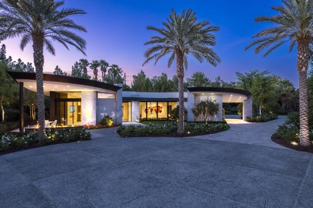 81105 Columbus Way, La Quinta CA: https://media.crmls.org/mediaz/2a577e3d-8a5c-404f-82a4-a6ee431cceee.jpg