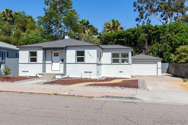 4361 Alamo Dr, San Diego CA: https://media.crmls.org/mediaz/2a5a0338-9d2b-4b41-8c21-e75ef9204f44.jpg
