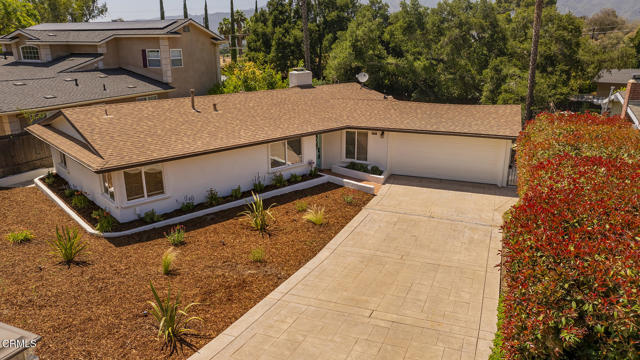 1853 Country Place, Ojai CA: https://media.crmls.org/mediaz/2a5a3e32-716d-4f1a-b6c6-049462f96f78.jpg
