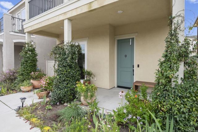 Detail Gallery Image 3 of 55 For 21541 Trail Blazer Ln, Escondido,  CA 92029 - 3 Beds | 3/1 Baths