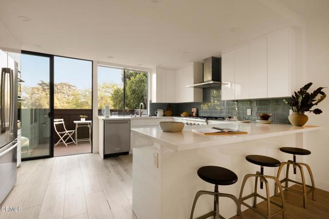 Detail Gallery Image 9 of 30 For 885 S Orange Grove Bld #23,  Pasadena,  CA 91105 - 2 Beds | 2 Baths