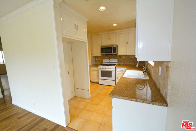 3630 2nd Avenue photo 14