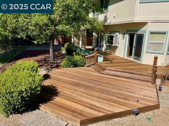 1020 Canyon Hills Road, San Ramon CA: https://media.crmls.org/mediaz/2a5b347f-9e66-4c03-b3ff-09d8c0121269.jpg