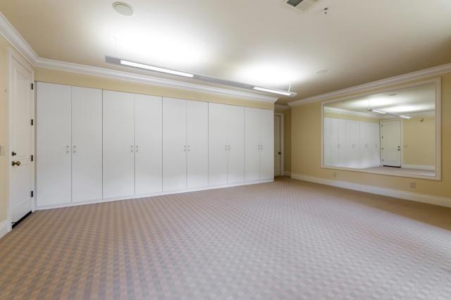 1305 Lions Peak Lane, San Martin CA: https://media.crmls.org/mediaz/2a5b411e-86c5-4029-a485-f0a656f15053.jpg