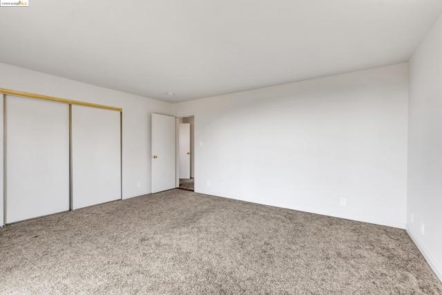 2001 Manzanita Dr, Oakland CA: https://media.crmls.org/mediaz/2a5b9794-41e5-48b2-80d2-9fe7b41aa6b7.jpg