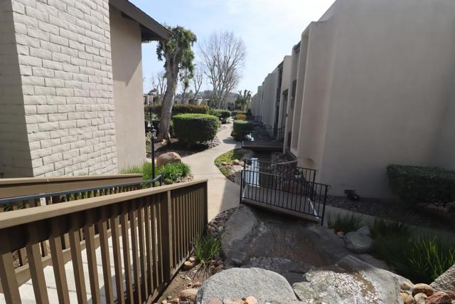 5350 Baltimore Drive, La Mesa CA: https://media.crmls.org/mediaz/2a5bc20a-8480-4c9a-a93e-9bec7b87a0b5.jpg