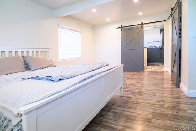 2394 Dryden Avenue, El Cajon CA: https://media.crmls.org/mediaz/2a5c08a7-017e-4883-80cb-364c13e303b7.jpg
