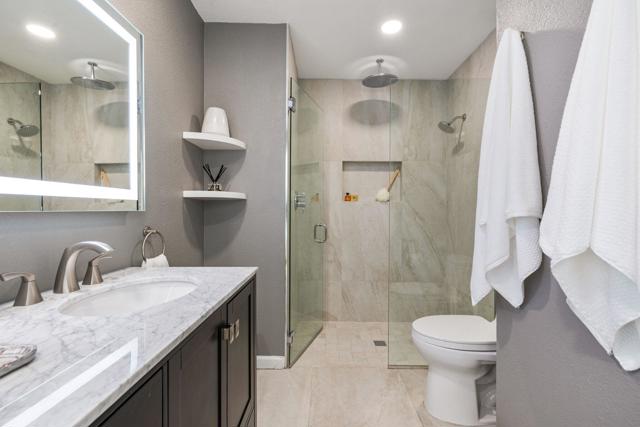 56 Majorca Drive, Rancho Mirage CA: https://media.crmls.org/mediaz/2a5d07d2-0823-40a6-852d-45298f2855e2.jpg