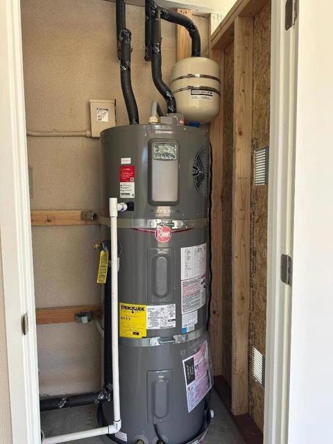 130 E 21st Street, Tracy CA: https://media.crmls.org/mediaz/2a5dd93b-d75b-469f-a6b9-150bd1e09999.jpg