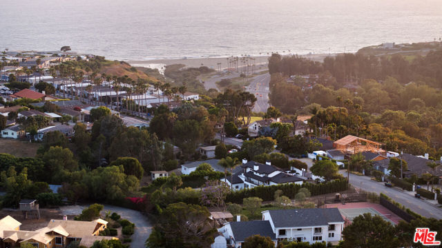 Drew Fenton | 29328 Heathercliff Road Malibu CA | MLS: 7286052