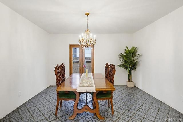 Detail Gallery Image 15 of 75 For 832 San Luis Rey, Coronado,  CA 92118 - 4 Beds | 3/1 Baths