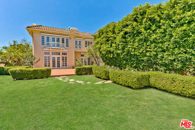 Drew Fenton | 2222 Canyonback Road Los Angeles CA | MLS: 7400788