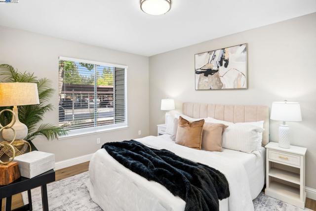 265 Reflections Dr, San Ramon CA: https://media.crmls.org/mediaz/2a621426-09c8-45c6-a889-160df11321ea.jpg