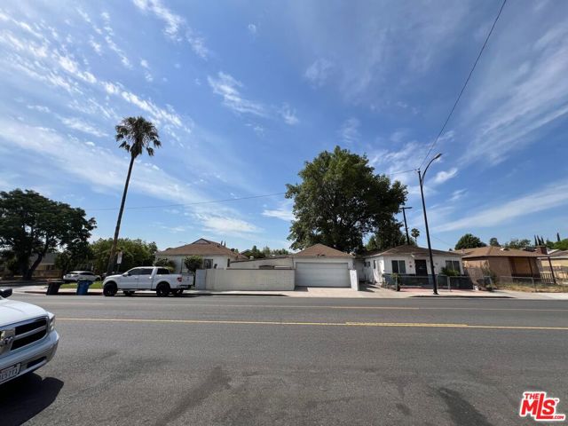 2706 Thornton Avenue, Burbank, California 91504, ,Multi-Family,For Sale,Thornton,24426453