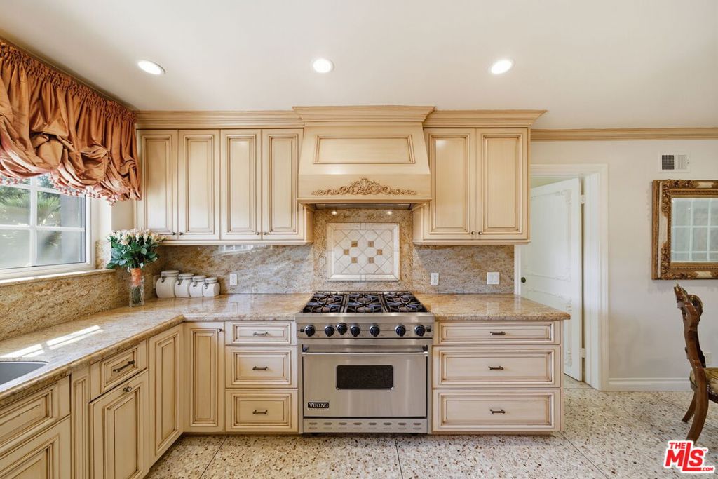 MLS #26658807 image #26