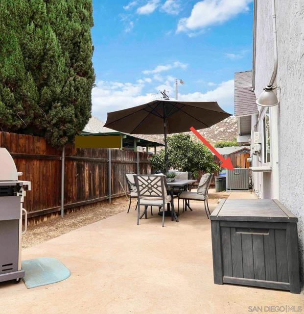 10945 El Nopal, Lakeside CA: https://media.crmls.org/mediaz/2a64cae8-3bb2-4865-8d3d-65d37f66e942.jpg
