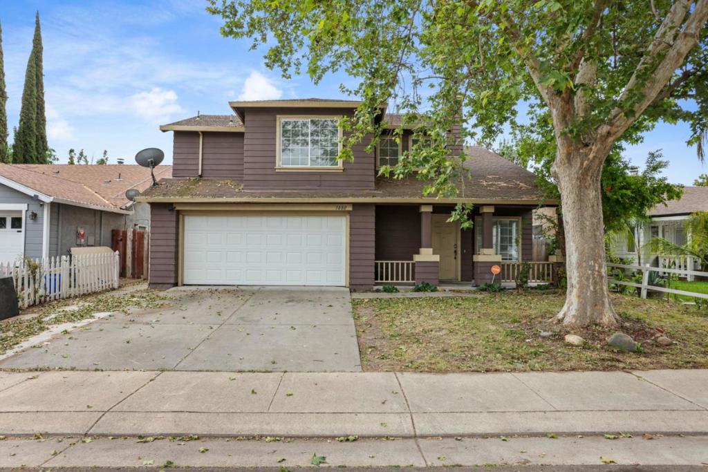1888 Saint Lakes Way