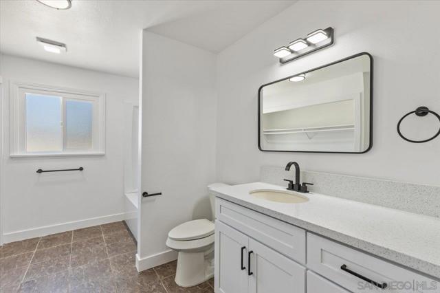 30118 Miller Rd., Valley Center CA: https://media.crmls.org/mediaz/2a66c350-5271-4c73-87c6-bb208cee22b3.jpg