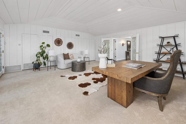 Detail Gallery Image 22 of 43 For 15306 Las Planideras, Rancho Santa Fe,  CA 92067 - 6 Beds | 3/1 Baths