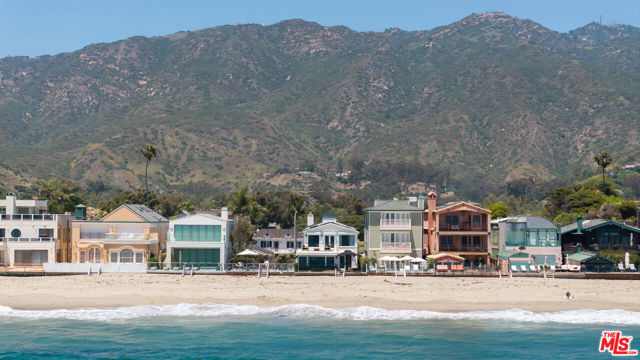 23456 Malibu Colony Road, Malibu CA: https://media.crmls.org/mediaz/2a66e54f-0750-49c7-9edd-86a6891e754f.jpg