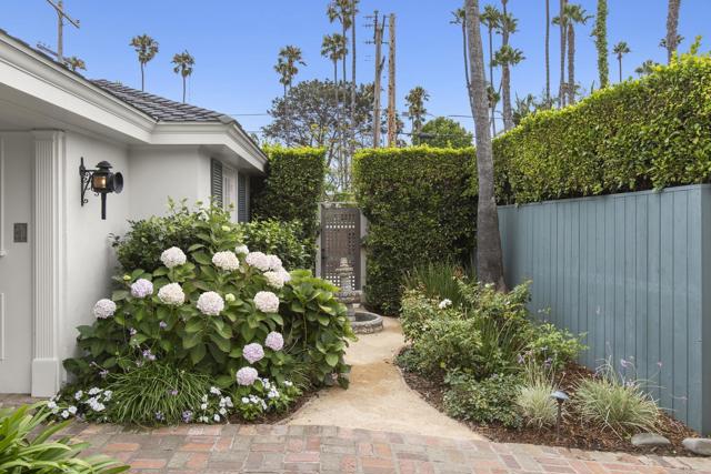 Detail Gallery Image 41 of 47 For 315 Mira Monte, La Jolla,  CA 92037 - 4 Beds | 3/1 Baths