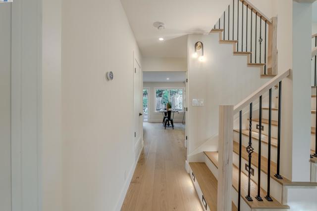 311 Foxboro Ct, San Ramon CA: https://media.crmls.org/mediaz/2a697746-e48e-460a-89ec-ba07135c3324.jpg