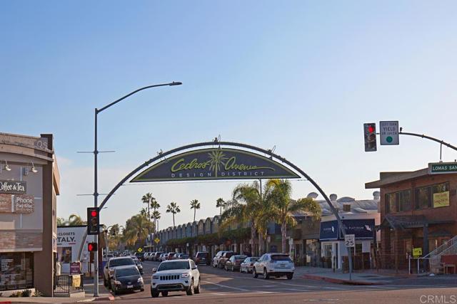 731 Valley Avenue, Solana Beach CA: https://media.crmls.org/mediaz/2a6afe64-9488-4a28-9320-273e7bad6b2c.jpg