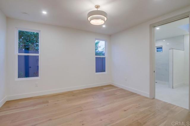 5380 Los Robles Drive, Carlsbad CA: https://media.crmls.org/mediaz/2a6b158b-9517-494a-b7f8-0a60e20f2688.jpg