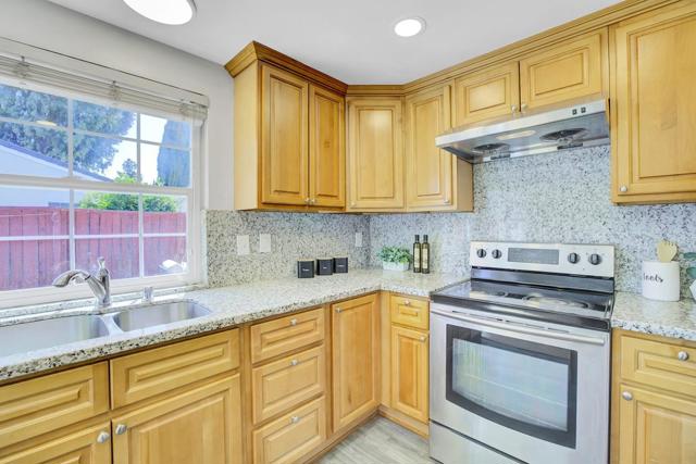 3617 Ruther Place Way, San Jose CA: https://media.crmls.org/mediaz/2a6bbd01-b045-4b0f-b4d0-63019f9f28be.jpg