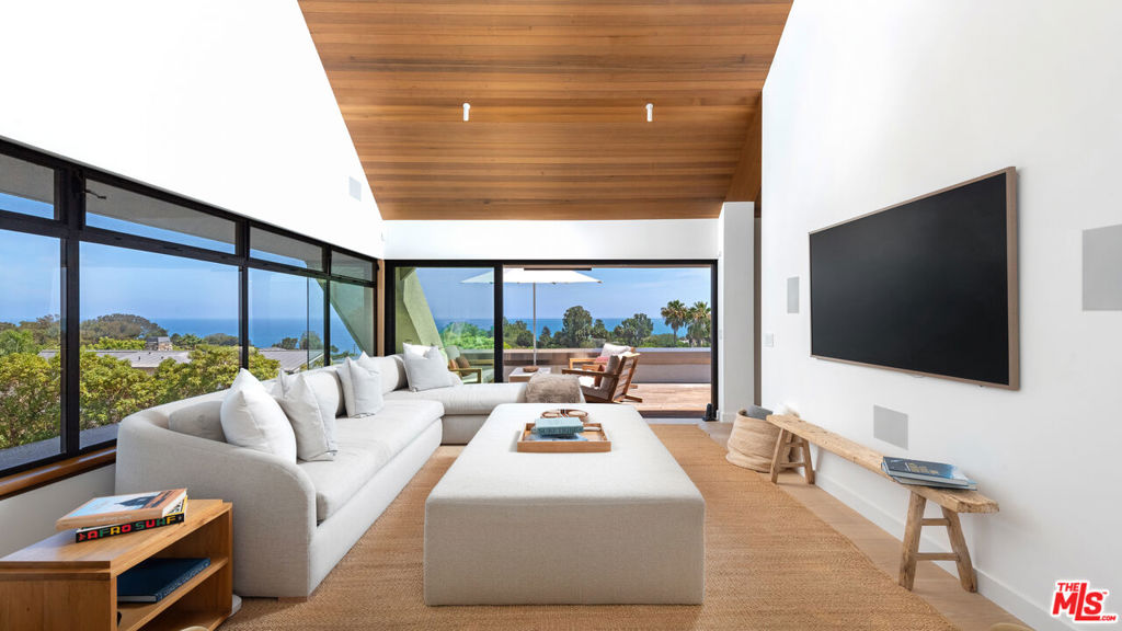 MLS #25617601 image #8