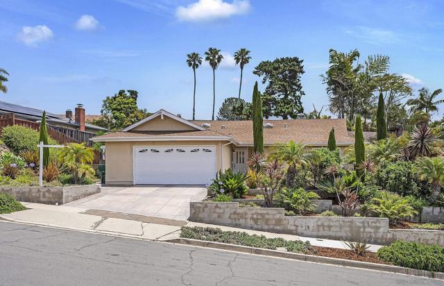 2953 Courser Ave, San Diego CA: https://media.crmls.org/mediaz/2a6c4c1d-6d86-42a4-bf65-8b6ece4ccd8a.jpg