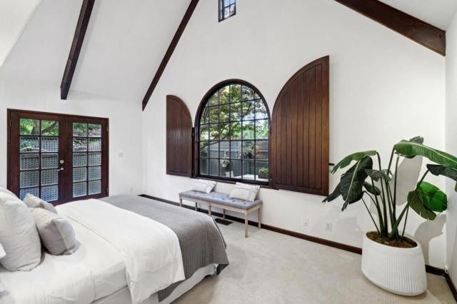1875 Middlefield Road, Palo Alto CA: https://media.crmls.org/mediaz/2a6cdc33-19d5-4326-8c50-bc63276e53ce.jpg