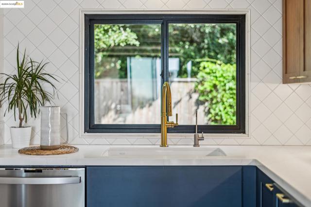 690 PANORAMIC WAY, Berkeley CA: https://media.crmls.org/mediaz/2a6d5a67-cee2-4c2f-b1a7-05efbbb6e68a.jpg
