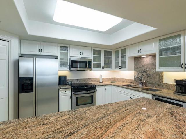1099 1st Street, Coronado CA: https://media.crmls.org/mediaz/2a6d66e9-c05c-4d47-887b-9958ce3b702b.jpg