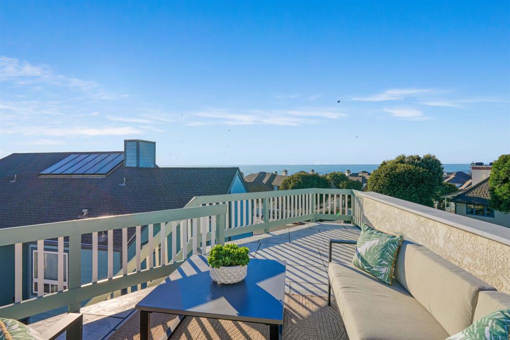 2438 Ocean Street - photo 18