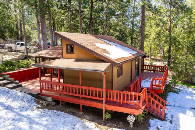 54820 Fern Drive, Idyllwild CA: https://media.crmls.org/mediaz/2a6fb123-eed5-4b96-8e02-33321b652d08.jpg