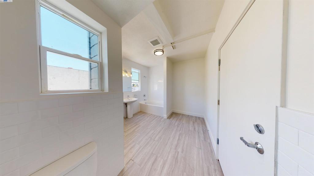 MLS #41106334 image #21