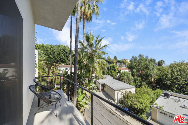 3625 Lowry Road, Los Angeles CA: https://media.crmls.org/mediaz/2a70c019-9fac-4cd3-a196-126982bbd173.jpg