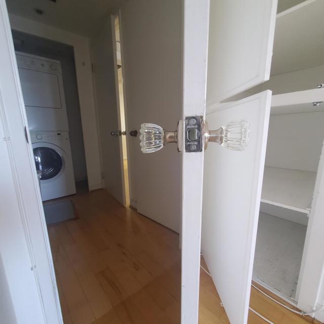 600 W 9th Street, Los Angeles CA: https://media.crmls.org/mediaz/2a71e7ad-053e-412f-85a5-919cd84f7fc9.jpg