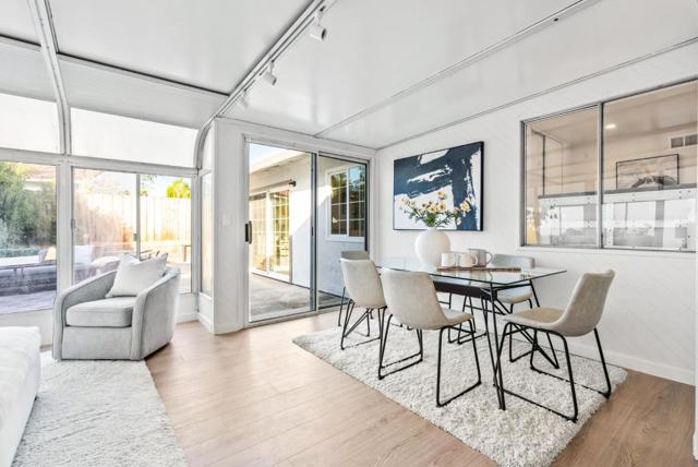 33041 Calistoga Street, Union City CA: https://media.crmls.org/mediaz/2a74f1bc-f5d1-487f-ab6f-1589370a3b74.jpg