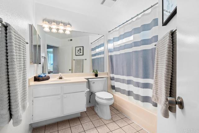 Detail Gallery Image 24 of 56 For 2655 Seacrest, Vista,  CA 92081 - 3 Beds | 2/1 Baths