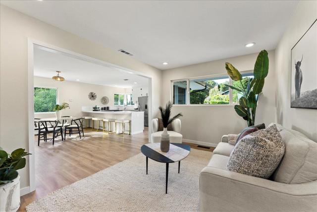 3400 Haas Drive, Aptos CA: https://media.crmls.org/mediaz/2a76c0c6-7f35-404e-84e5-50fc1a6b7e3d.jpg