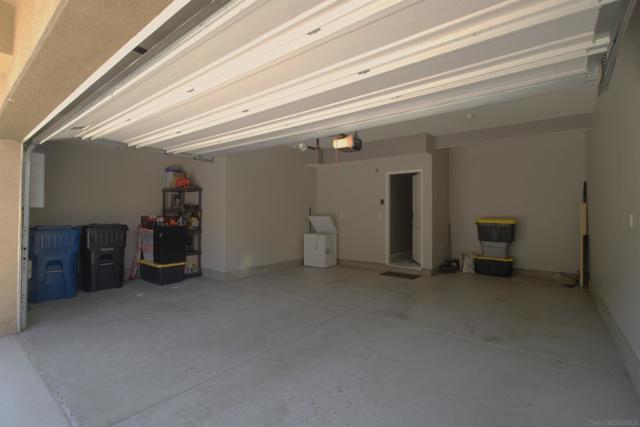 5506 San Roberto, San Diego CA: https://media.crmls.org/mediaz/2a7abb90-cc0a-4759-87b2-7c6297b446c1.jpg