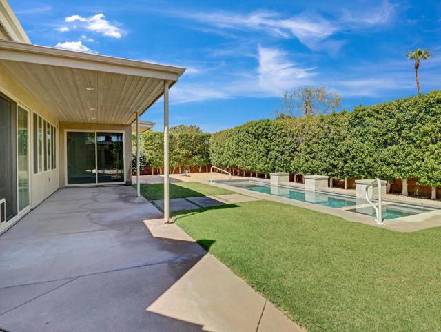 1702 Sienna Court, Palm Springs CA: https://media.crmls.org/mediaz/2a7af65e-3404-4e4e-81ad-c16b0af2e697.jpg
