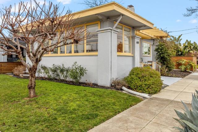 600 Pacific Avenue, Alameda, California 94501, 2 Bedrooms Bedrooms, ,2 BathroomsBathrooms,Single Family Residence,For Sale,Pacific,ML81993892