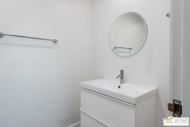 1950 S Palm Canyon Drive, Palm Springs CA: https://media.crmls.org/mediaz/2a7ecc4a-fdab-42e3-8098-2bb709cfdc75.jpg