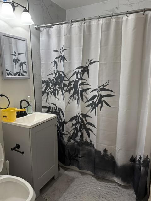 224 E Tennessee St, Fairfield CA: https://media.crmls.org/mediaz/2a7ef2d9-24b1-4589-9c5e-e18209a723f1.jpg
