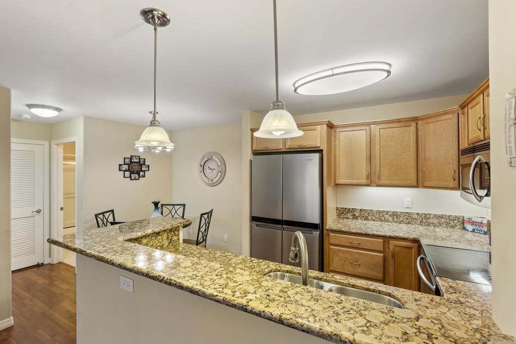 5252 Balboa Arms - photo 17